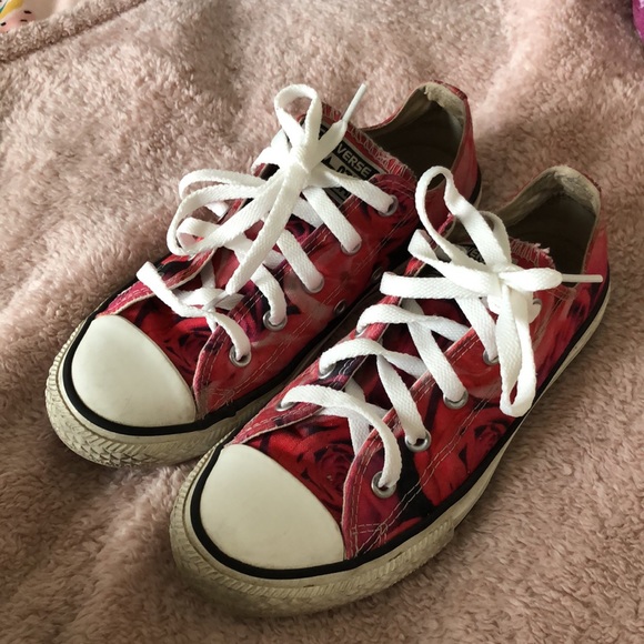 Youth J2 Converse rose pattern low tops - Picture 2 of 7